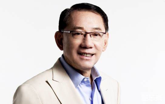 杨受成