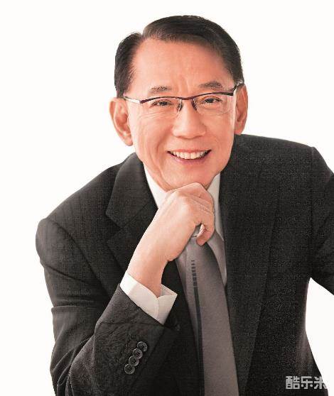 杨受成