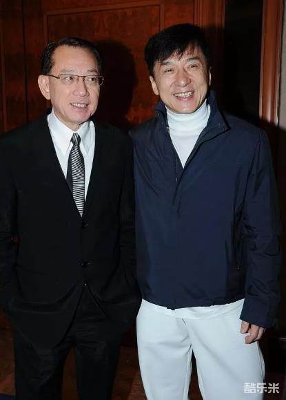 杨受成
