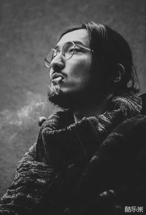 王传君