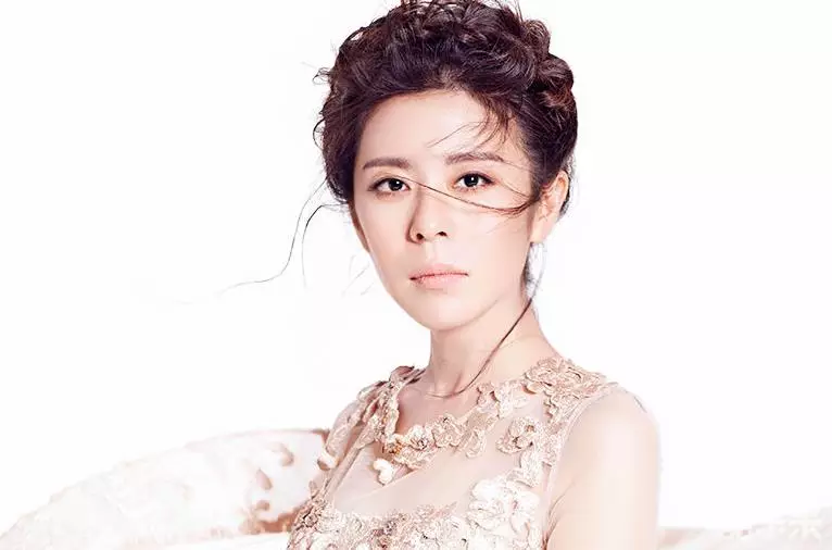 李蓓蕾
