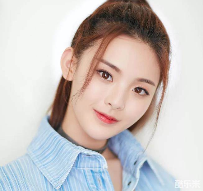 杨超越