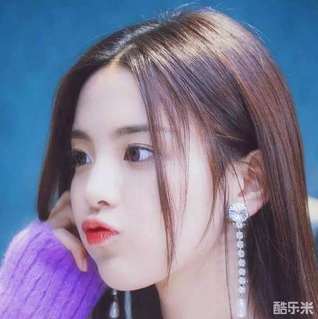 杨超越