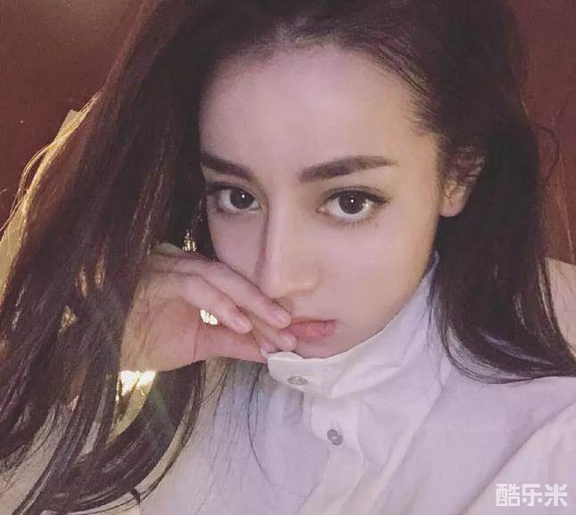 迪丽热巴