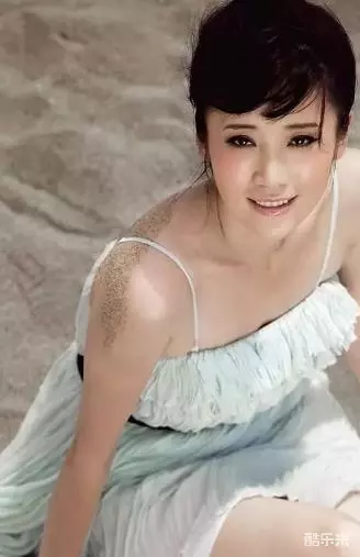 张彤