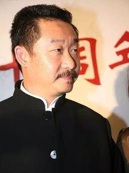 刘桦
