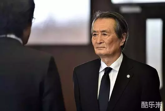 山崎努