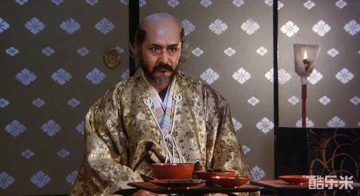 山崎努