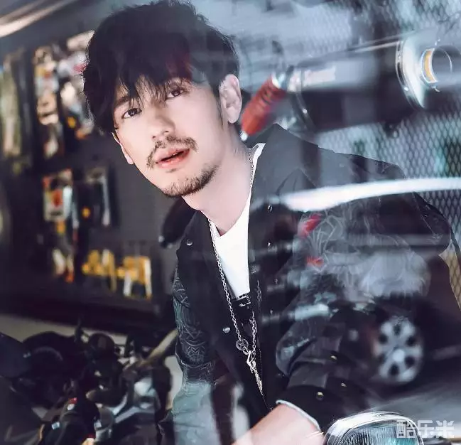 白宇
