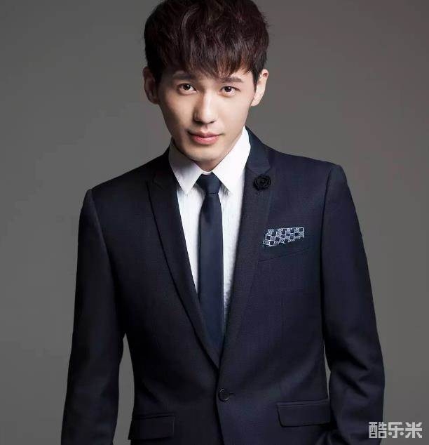 白宇