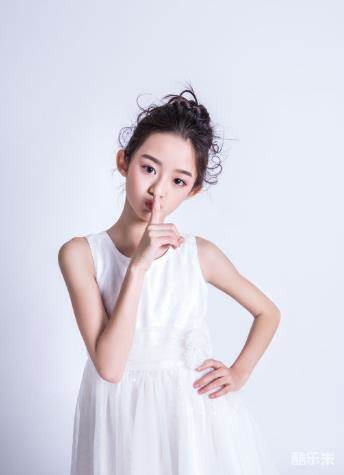 黄杨钿甜