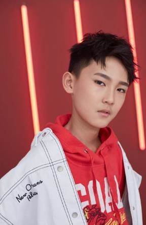 胡洪宇
