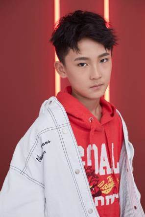 胡洪宇