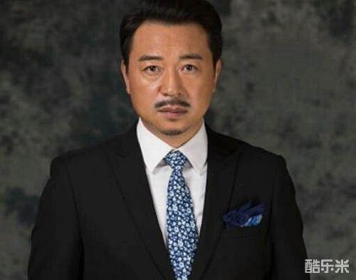 张晞临
