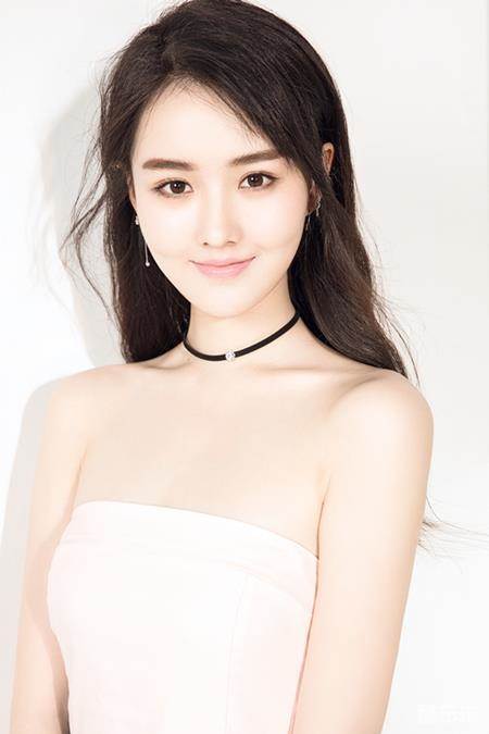 黄馨瑶