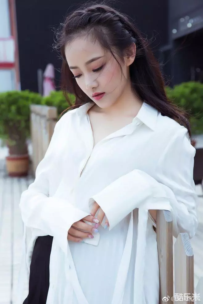 吴佳怡