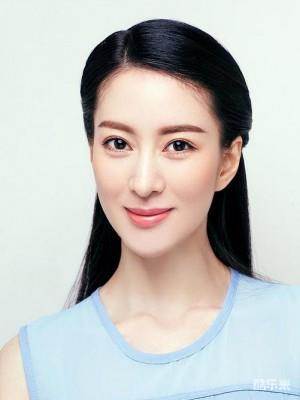 杨采盈