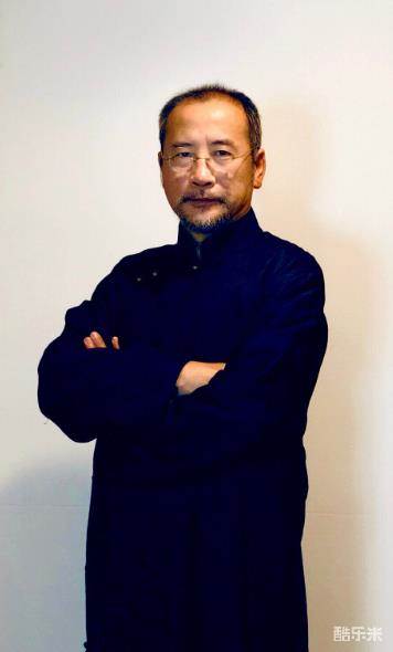 由立平