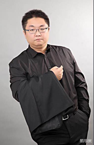 董哲