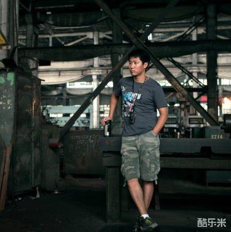 李少飞