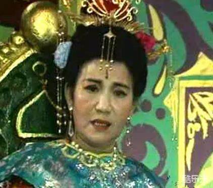赵丽蓉