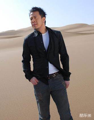 杨坤
