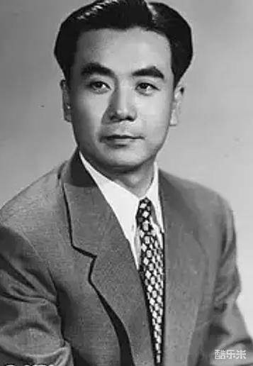 杨志卿