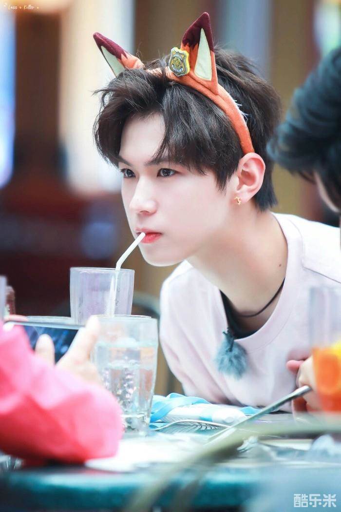 李希侃
