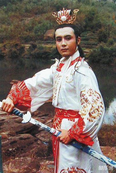 王伯昭