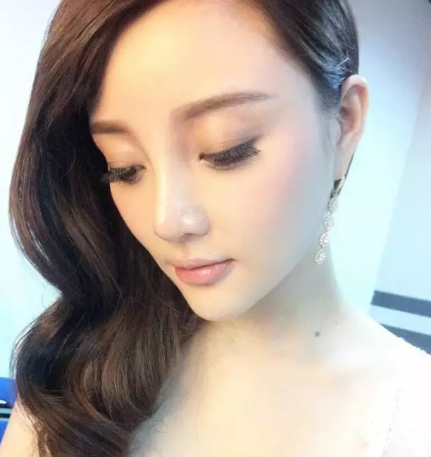 李小璐