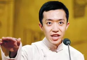 李菁