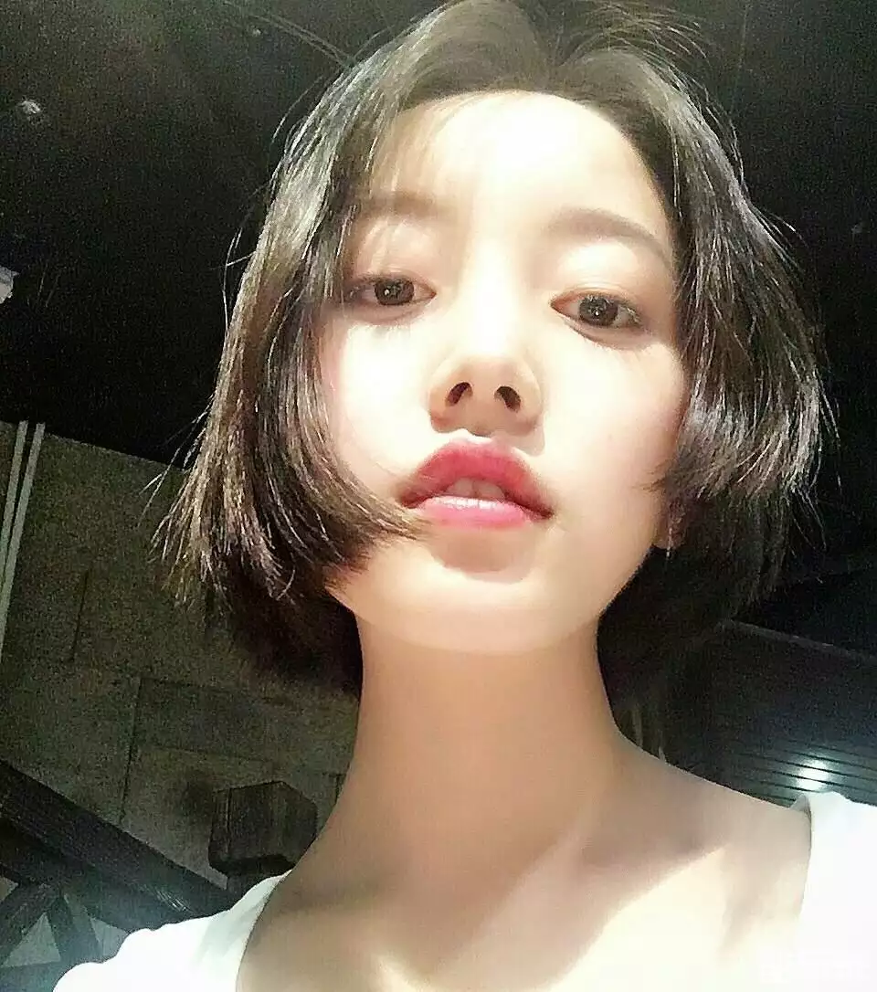 姜贞羽