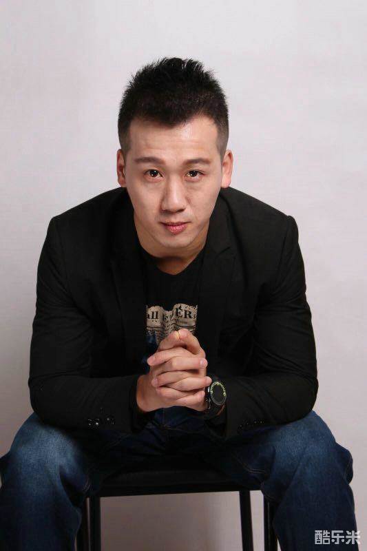 邱彬