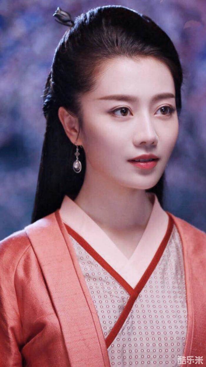 龙政璇