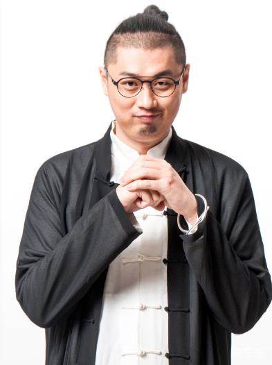 李林