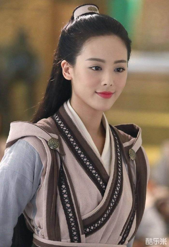 吴佩柔