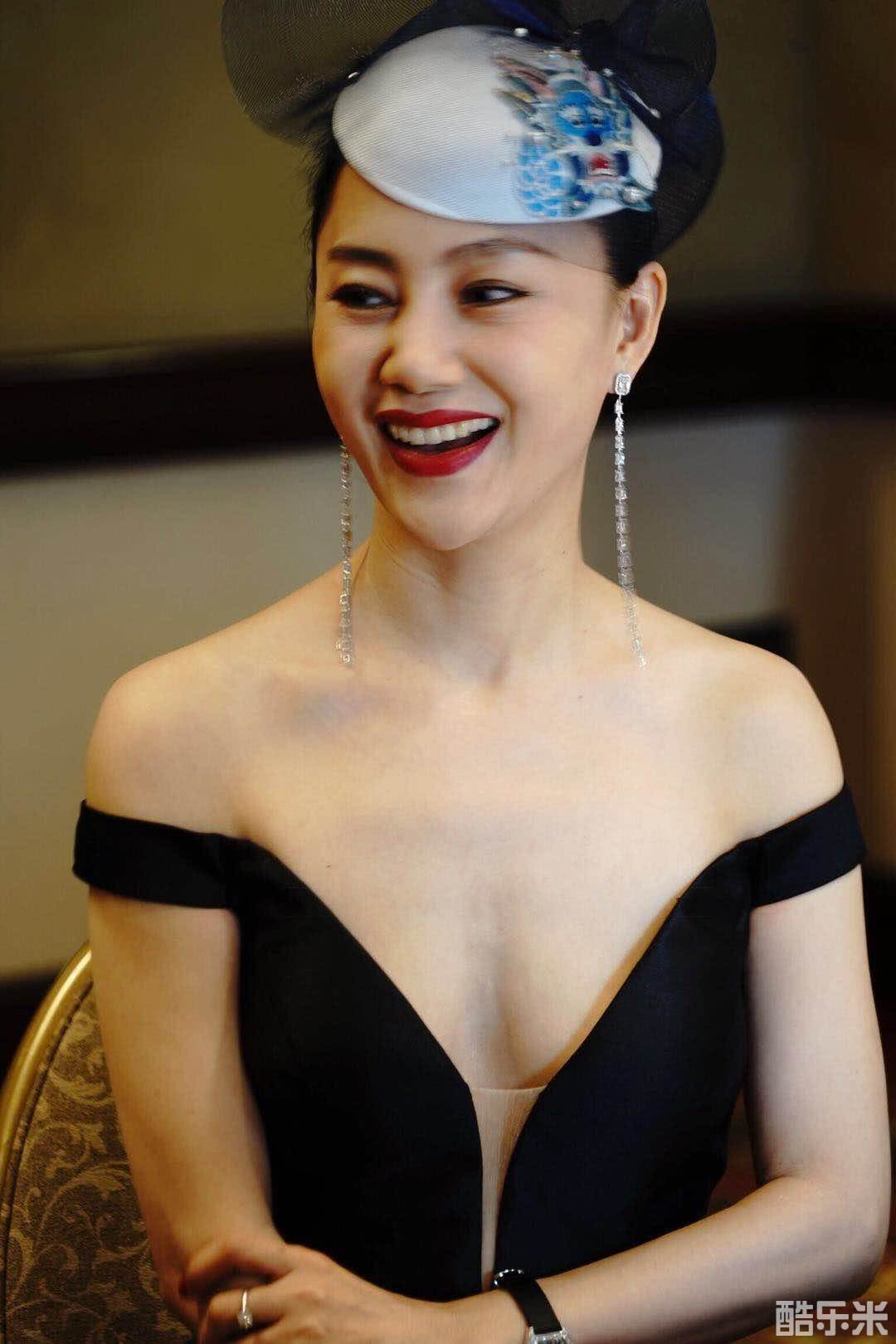 胡彩虹