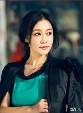 张莉