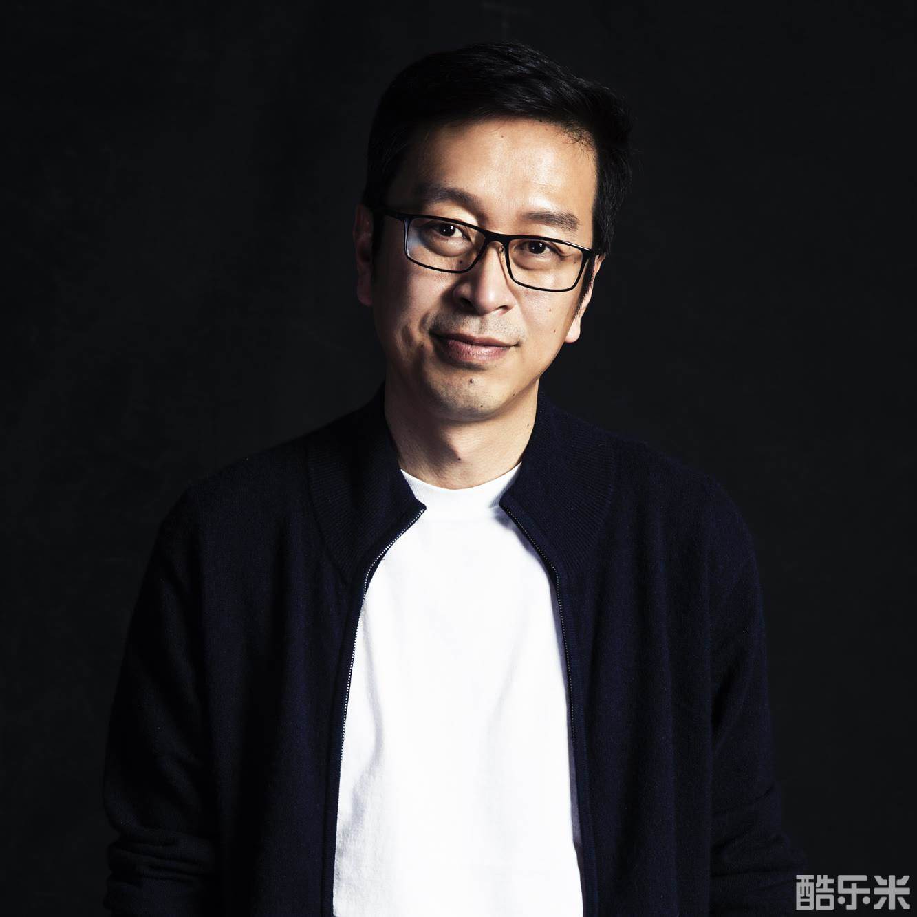 侯鸿亮