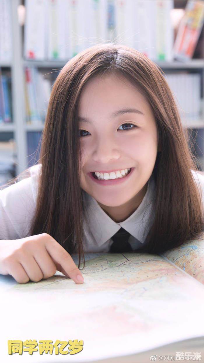 李庚希