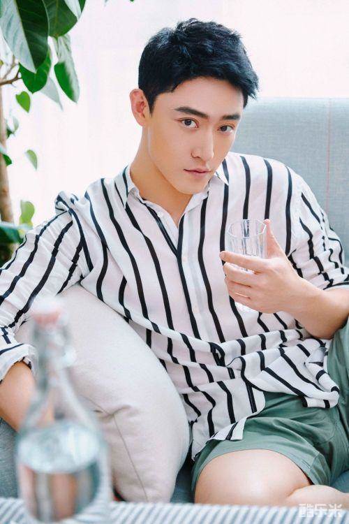 赵毅新