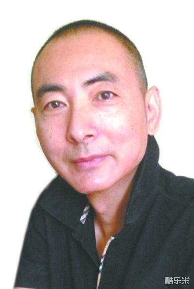 王斌