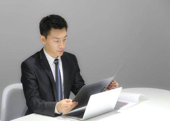 赵楚纶