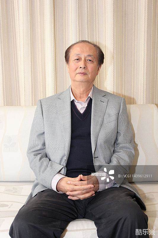 赵季平