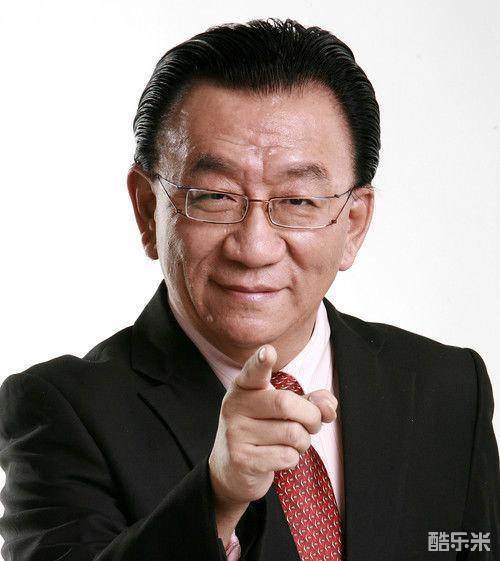 侯耀华