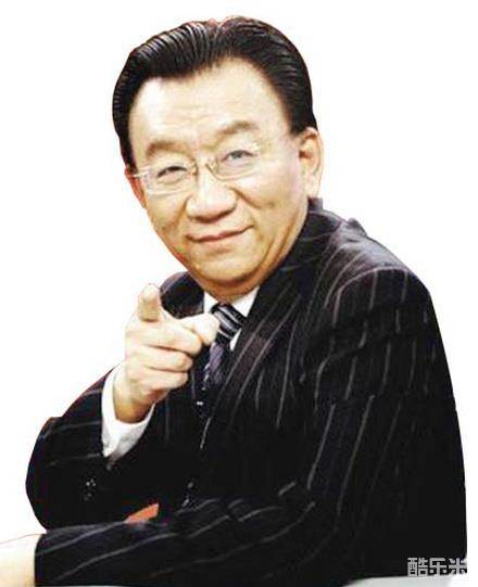 侯耀华