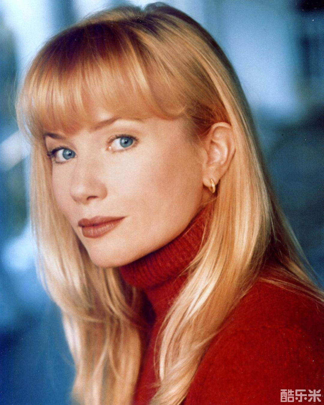 瑞贝卡·德·莫妮