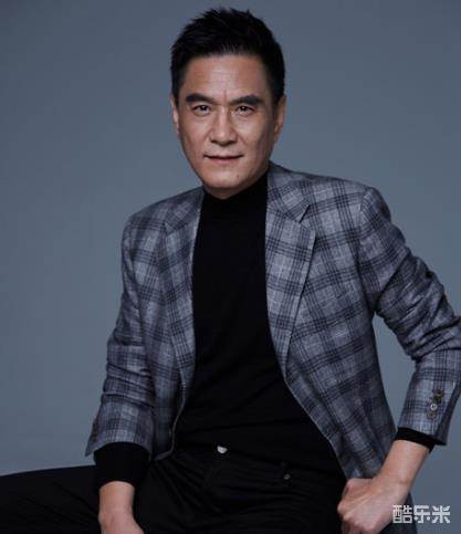 李强