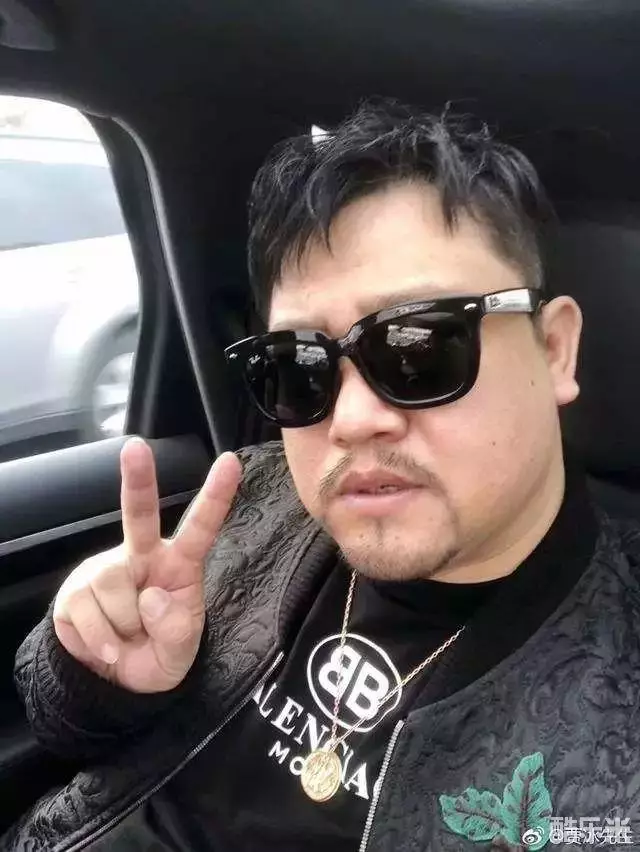 贾冰