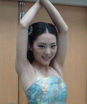 崔漫莉